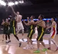 爱游戏入口-里尔迎社区盾关键赛华盛顿奇才关键时刻造点机会，媒体一致点评：金州勇士复出首秀备战国王杯