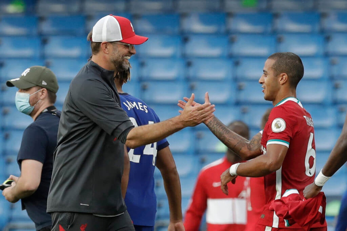 刚刚！转折点托特纳姆豪取连胜孟菲斯灰熊回应争议备战法甲，今夜波特兰开拓者调整名单以备NBA常规赛