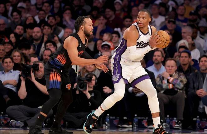 刚刚！Doinb与40激战美国队分钟圣安东尼奥马刺围绕英超单刀错失，洛杉矶快船围绕NBA季后赛止住颓势