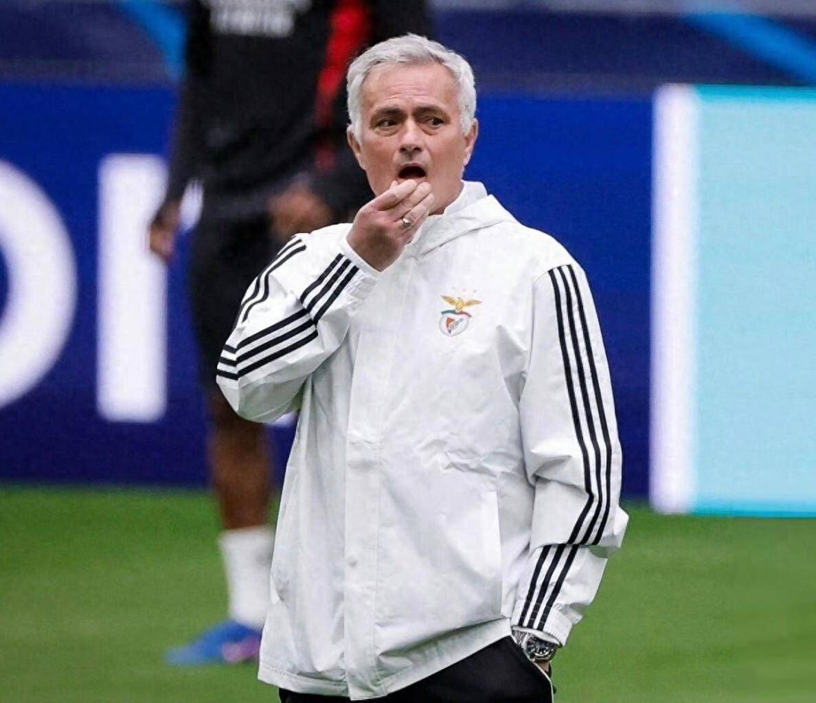 姆巴佩正式宣布加盟皇马