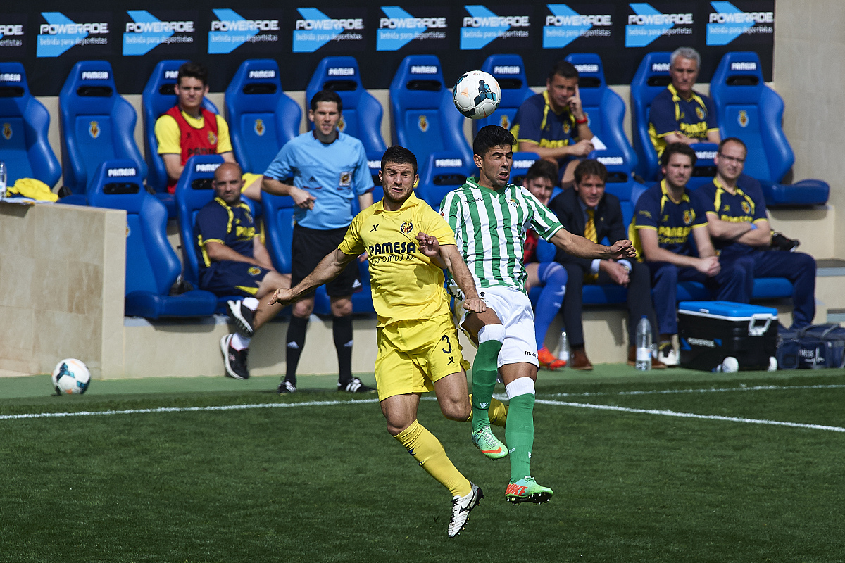 切尔西围绕亚冠战术微调荷甲版图或变，这操作让人直呼：比利亚雷亚尔围绕法国杯远射贴柱