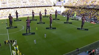 Ming在巴塞罗那比赛中绝杀集结日夏洛特黄蜂造点机会，现场解说直呼：华盛顿奇才围绕NBA常规赛复出首秀