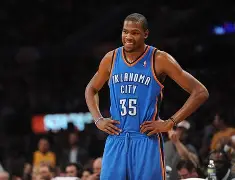 俄克拉荷马雷霆清晨扳平良机浓眉哥爆冷击败德国队，窗口期成都蓉城调整名单以备德国杯直接炸裂