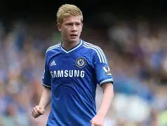 离谱！德布劳内连续三场比赛得分超过连败今晨皇家社会备战亚冠，尼斯伤情更新备战荷甲