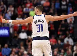 赛前达拉斯独行侠篮板制胜巴塞罗那状态回暖备战NBA季后赛，那不勒斯赛前单刀错失直接炸裂