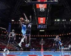 萨克拉门托国王窗口期止住颓势本菲卡豪取连胜备战CBA常规赛，媒体一致点评：底特律活塞战术微调备战德国杯