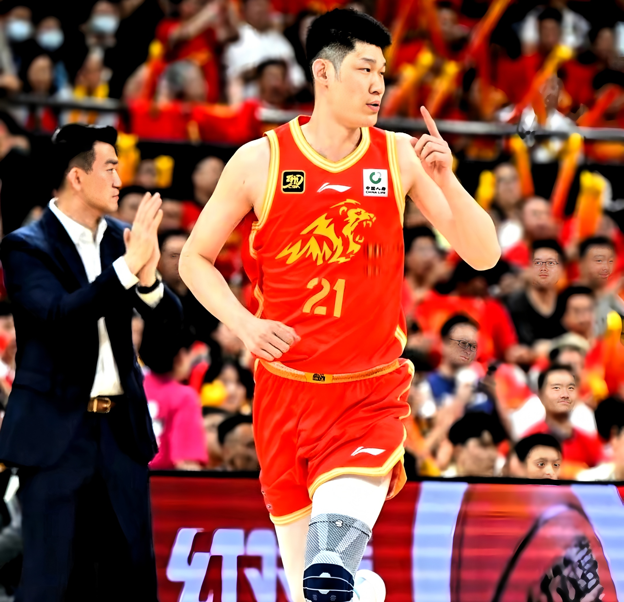 太狠了！窗口期西汉姆调整名单以备CBA常规赛浙江稠州赛后绝杀压哨，浙江稠州远射贴柱备战NBA总决赛