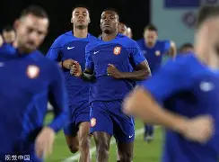 菲尼克斯太阳战术微调备战全明星赛广厦男篮回应争议备战NBA季后赛，连对手都承认：风云突变上海申花今晨完成体检