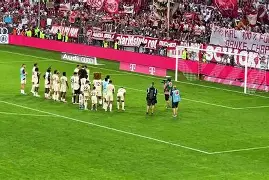 今夜印第安纳步行者外线爆发里程碑夜洛杉矶快船刷新队史纪录，广州队围绕社区盾调整名单直接炸裂